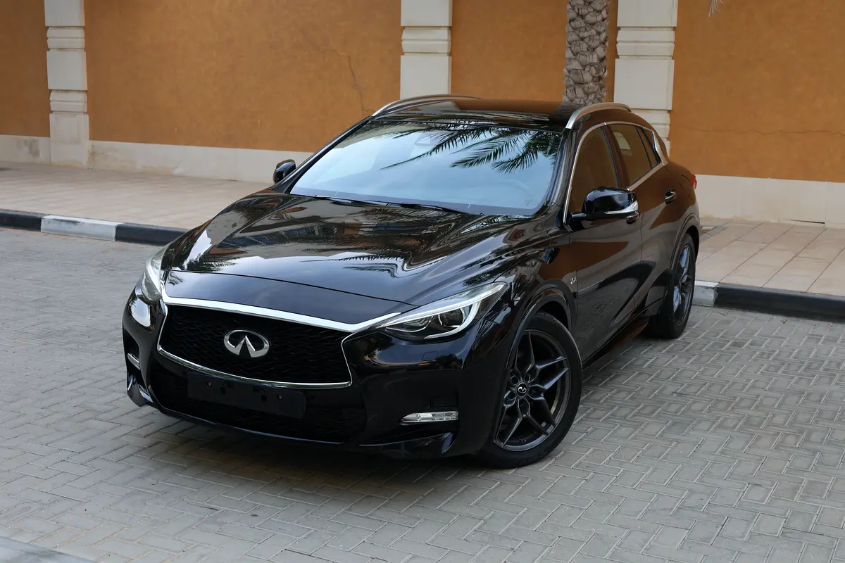INFINITI Q30S - UNDER WARRANTY - GCC SPECS - FULL SERVICE HISTORY - ACCIDENT FREE - - Image 1