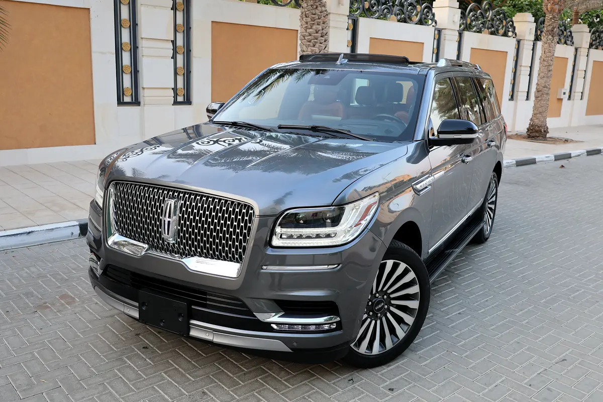 Lincoln Navigator-2021-127000KM-GCC SPECS-EXCELLENT CONDITION - Image 1