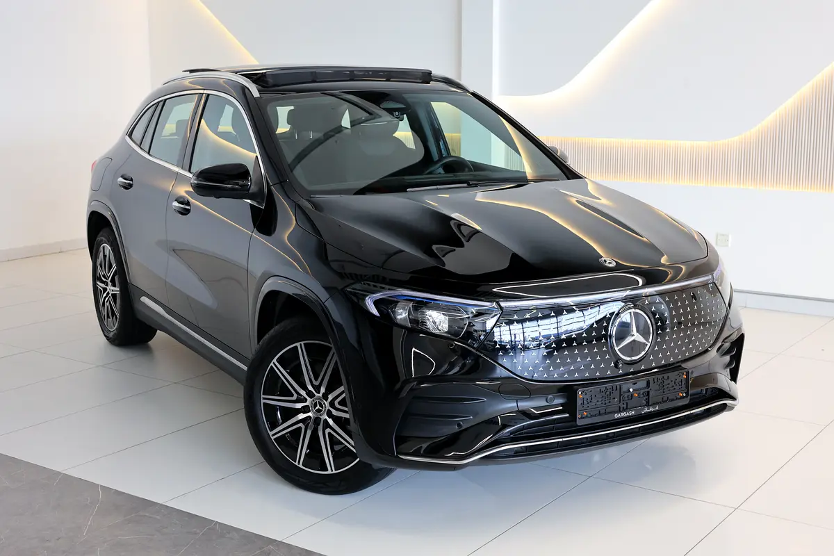 Mercedes-Benz EQA 250 AMG 2025 -15000km- GCC Specs -UNDER WARRANTY & SERVICE- Brand New - Image 1