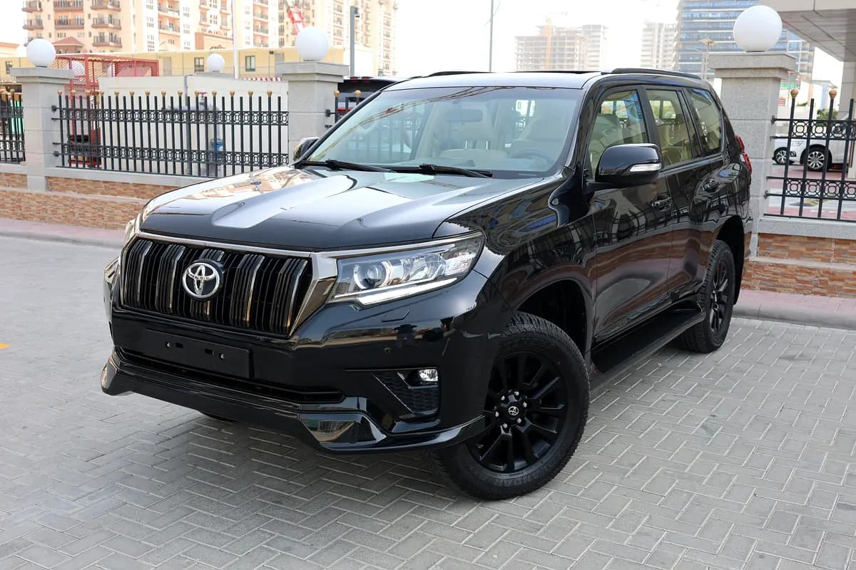 TOYOTA PRADO-ADVENTURE -2021-75000KM-GCC SPECS-EXCELLENT CONDITION - Image 1