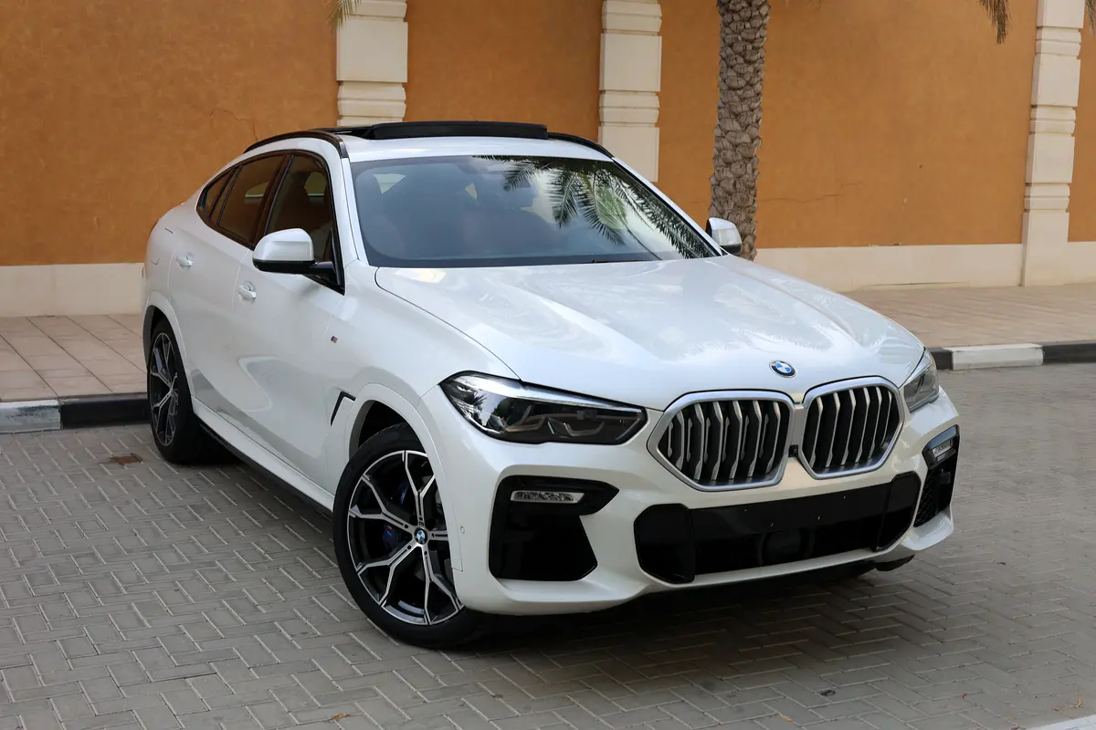 BMW X6 xDrive40i 2021 GCC Specs -FULL SERVICE HISTORY- UNDER WARRANTY SERVICE-Pristine Conditi - Image 1