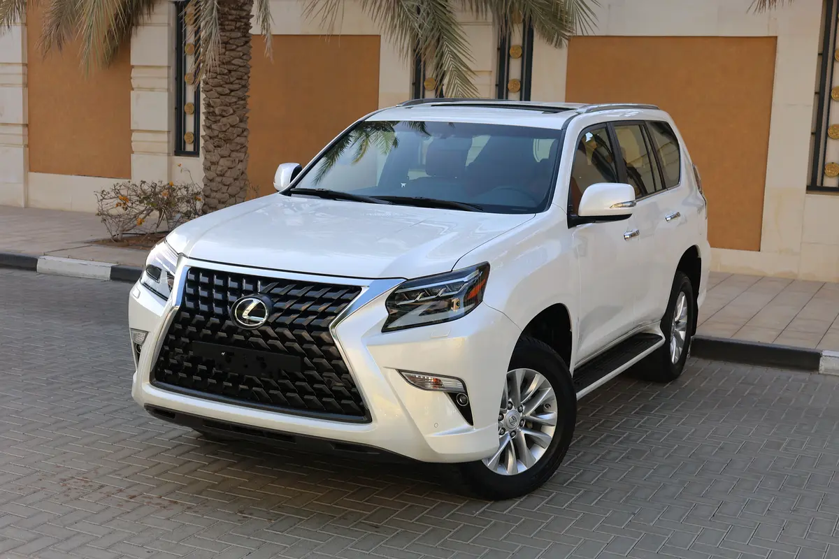 LEXUS GX460-PREMIUM-2023-54000KM-GCC SPECS -UNDER WARRANTY-EXCELLENT CONDITION - Image 1
