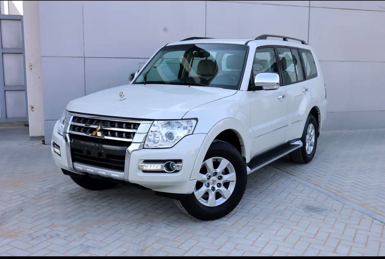 Mitsubishi Pajero GLS-2022-60,000KM-GCC Specs-Excellent Condition - Image 1