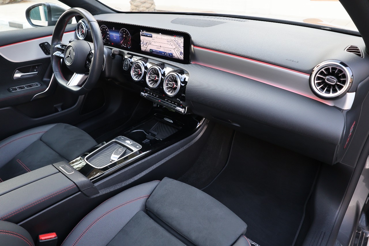 c931f58e-8872-4b84-80c1-343ca27480ef