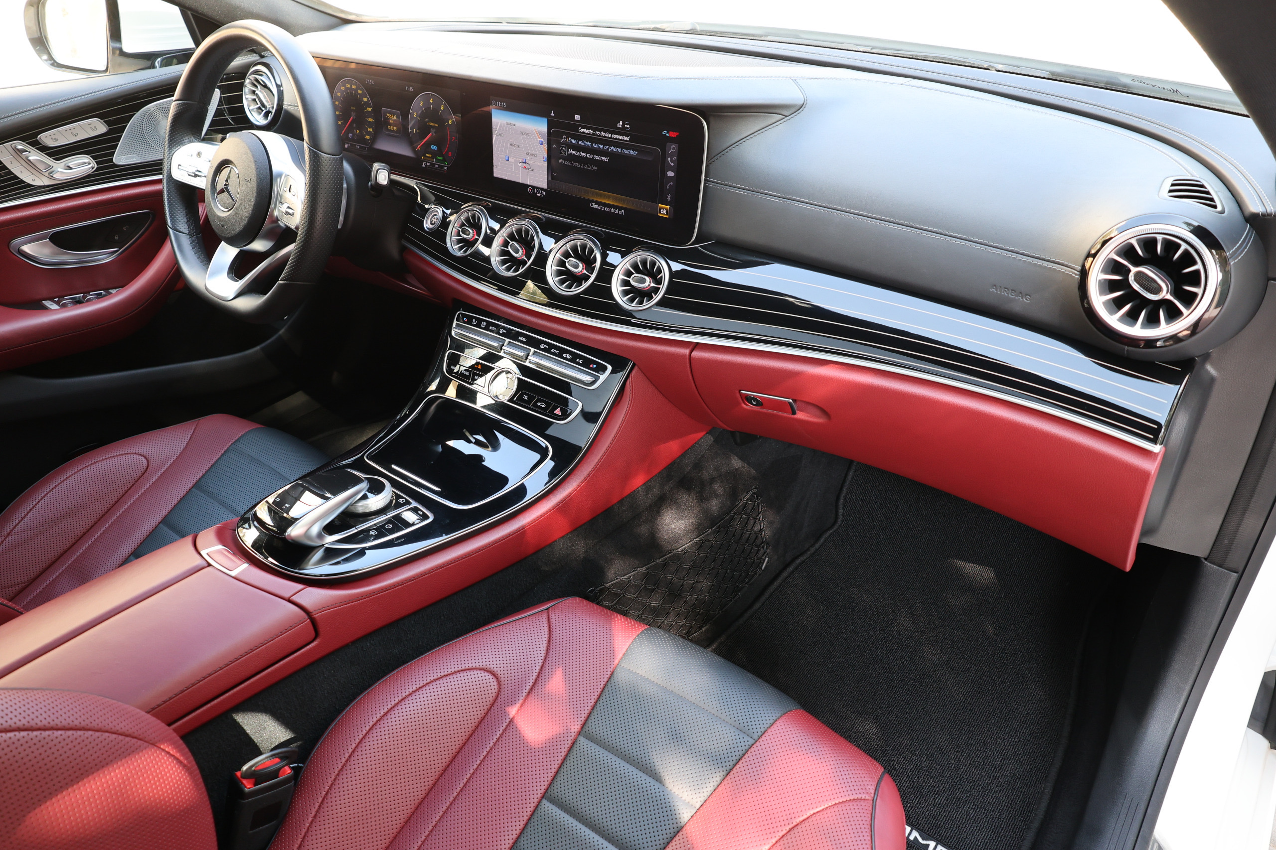 335499fa-6c9d-4bc1-9513-558056ee713f