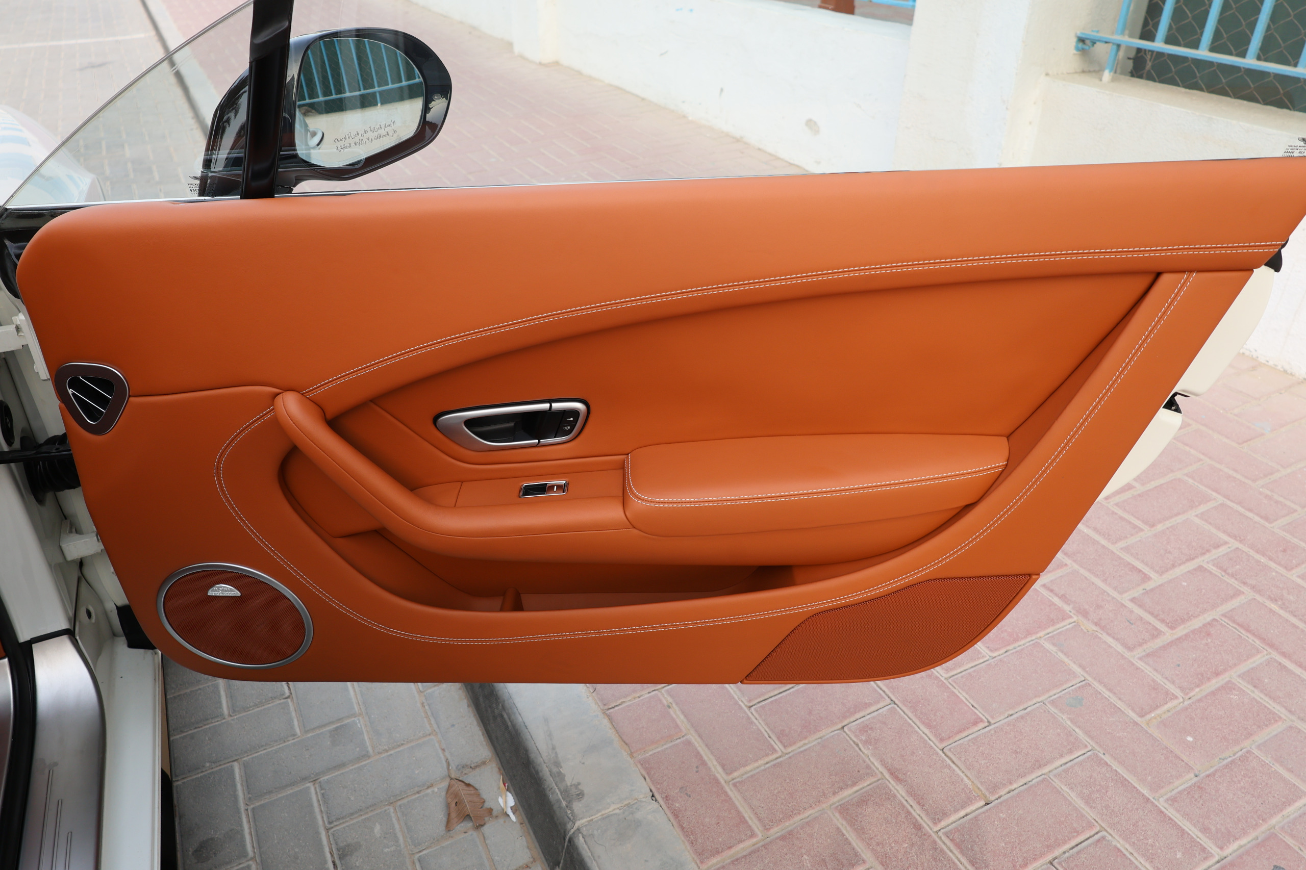 5682d7ab-ef4c-44de-ba71-74160003bd31