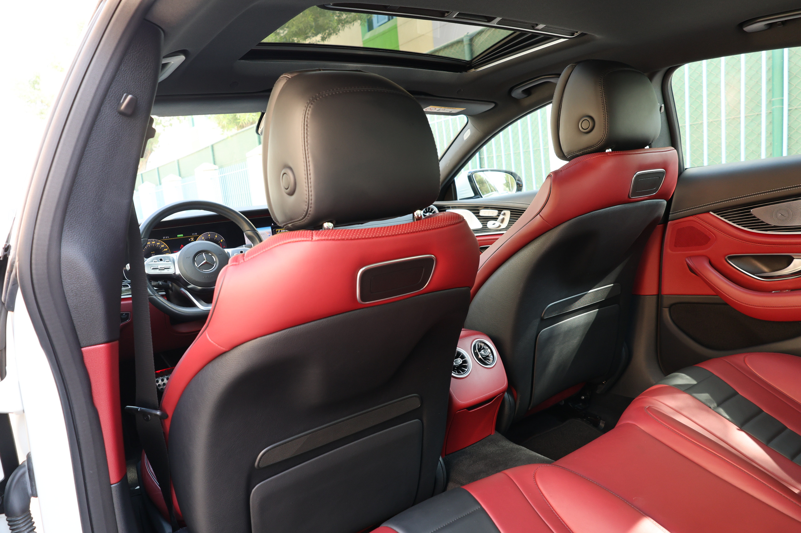 6bab233d-3ffc-4ad5-b889-45ba8552ee55