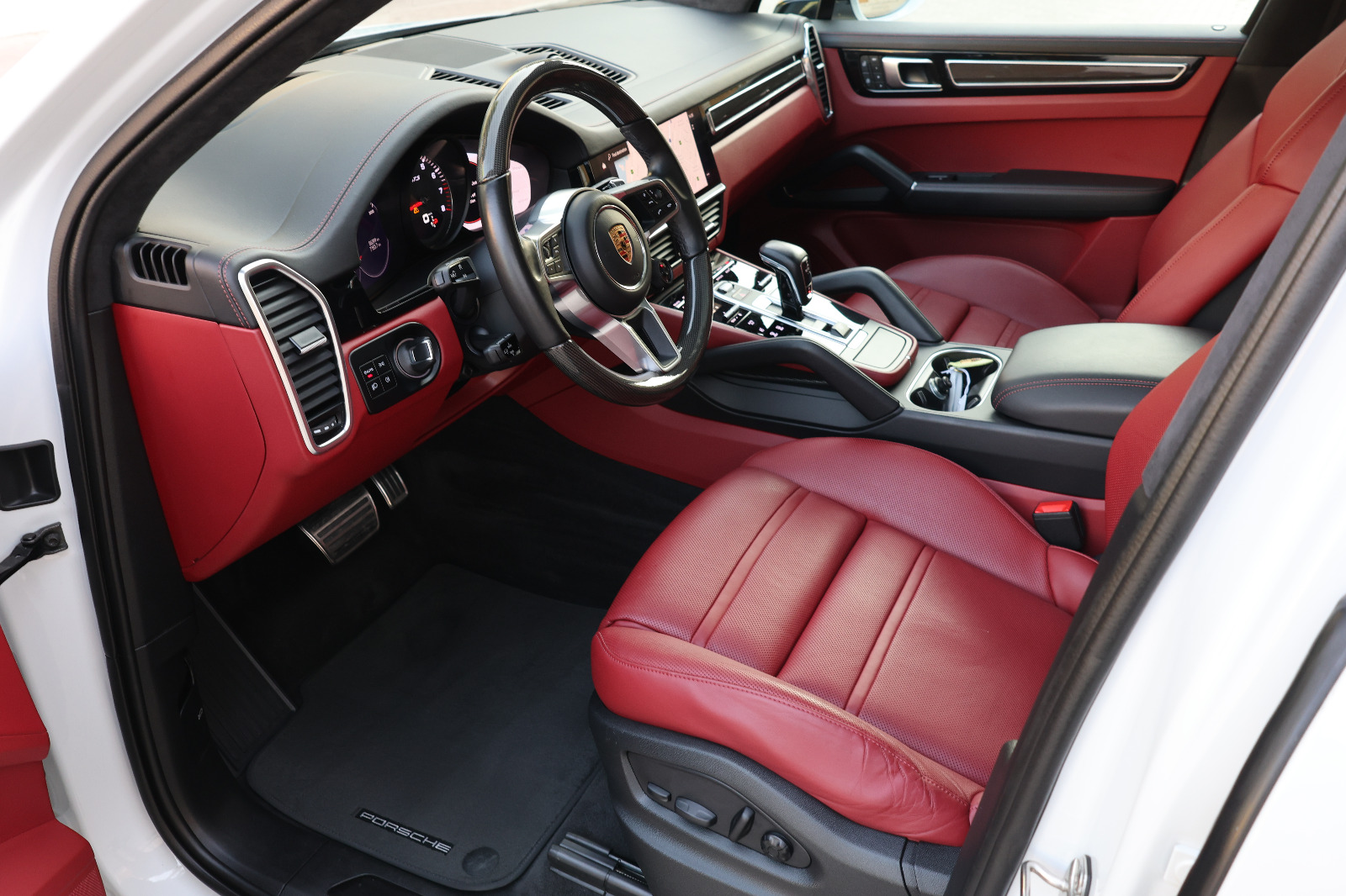 7a7ee065-fb6c-4b3b-b238-9dd7c752f2bb