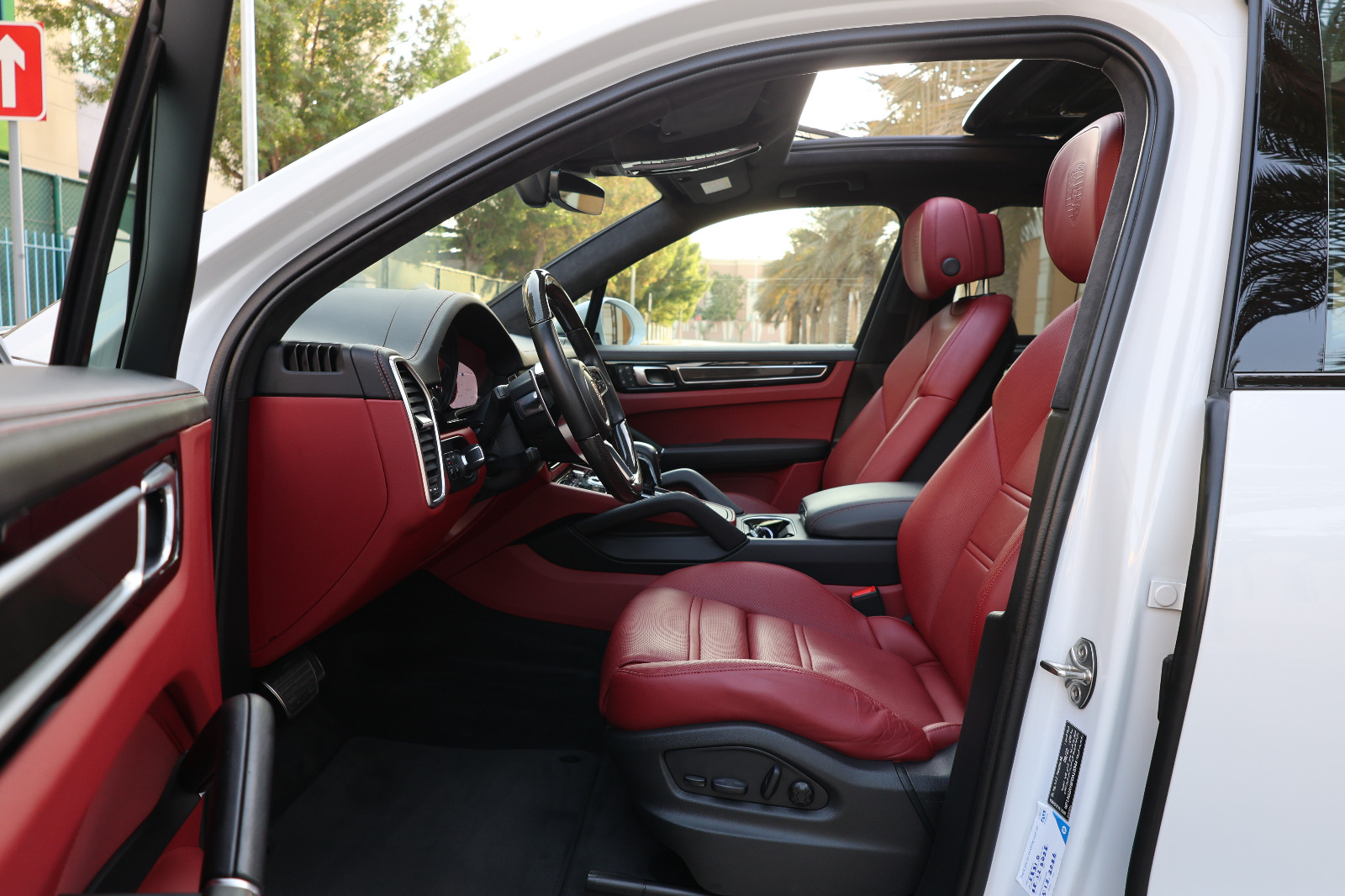 a976d201-0a3a-4414-9f9d-65ce8b3fd13c