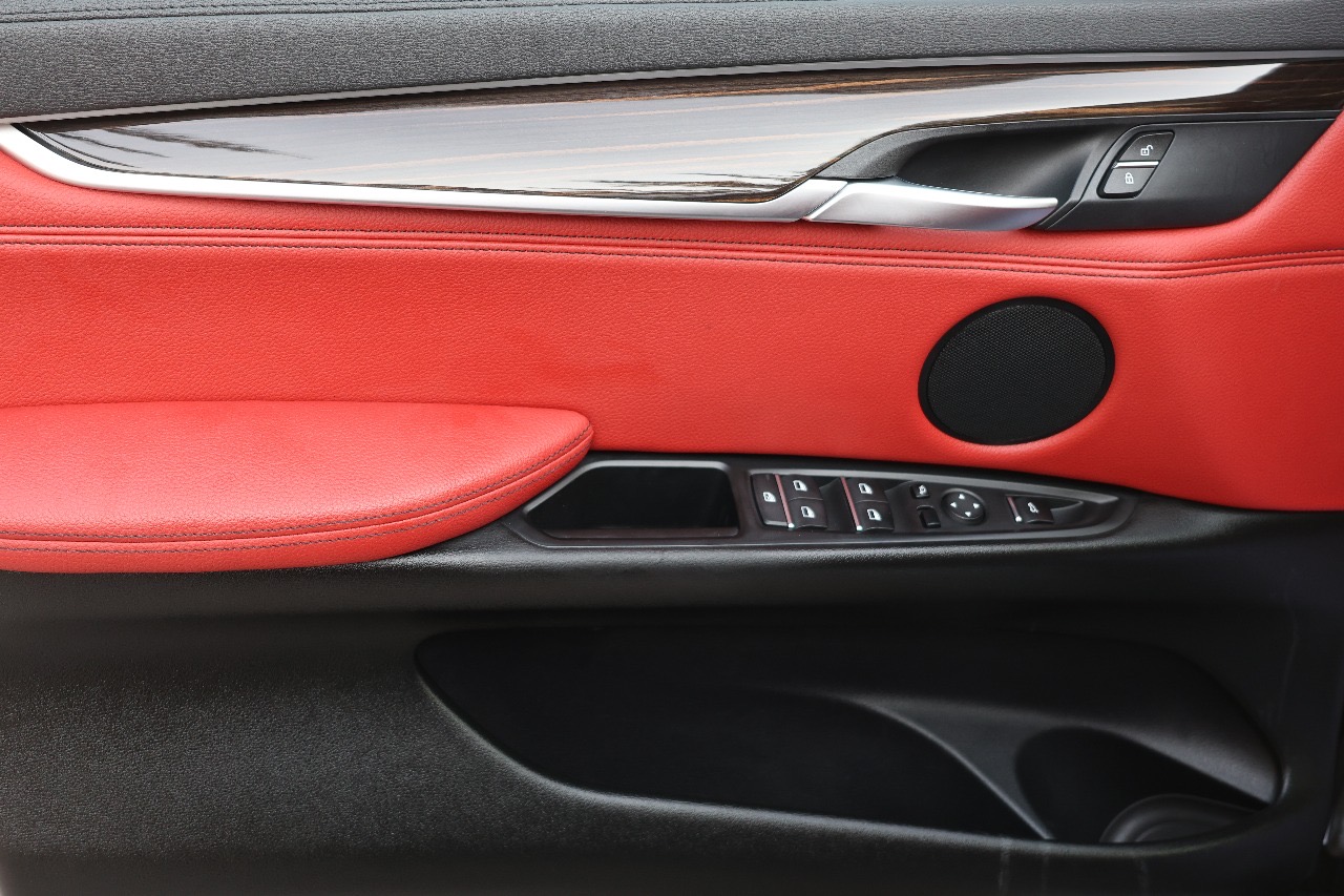 b9623a3d-79e6-46a8-9204-3be907d5c00f