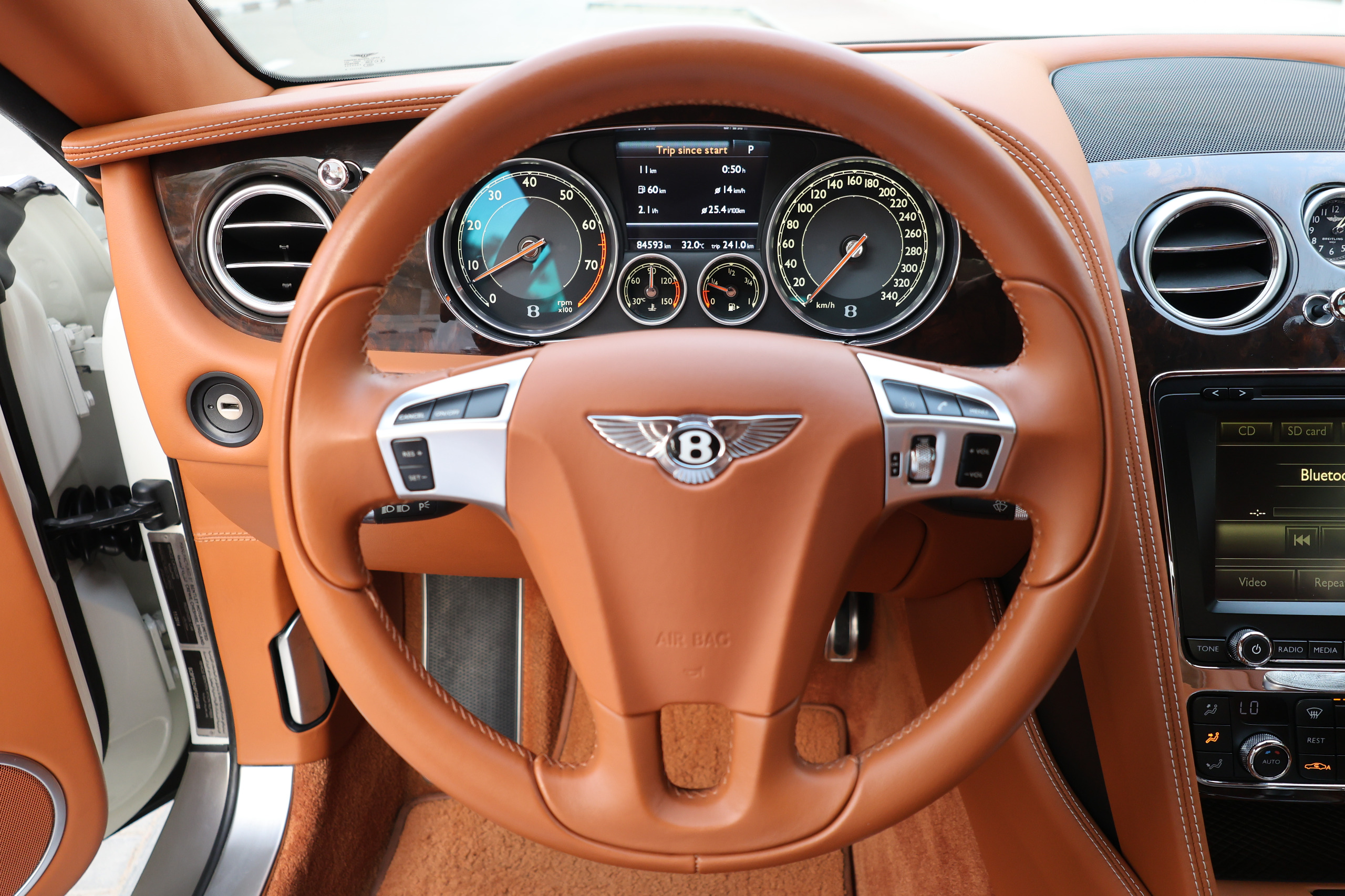 d232b4e7-e2f1-49ab-8646-046a6df3d28d