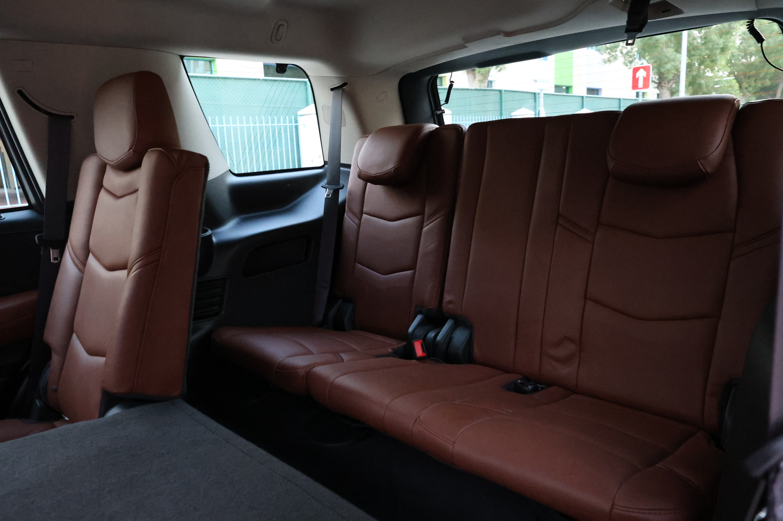 e0cdea7e-29eb-4329-85b9-d60a41a97584