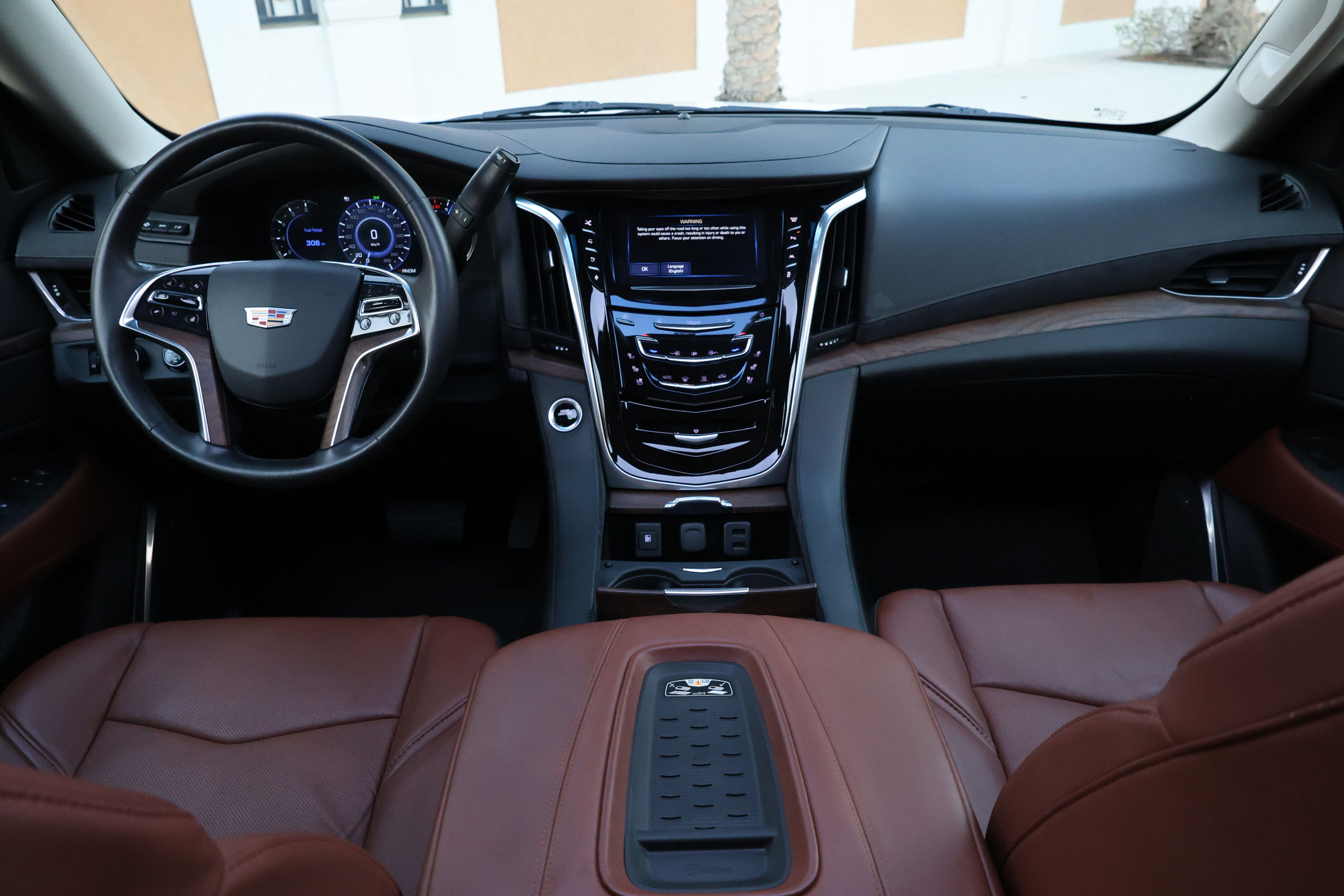 efe741a2-db63-4066-a1a3-615b4b9003e3