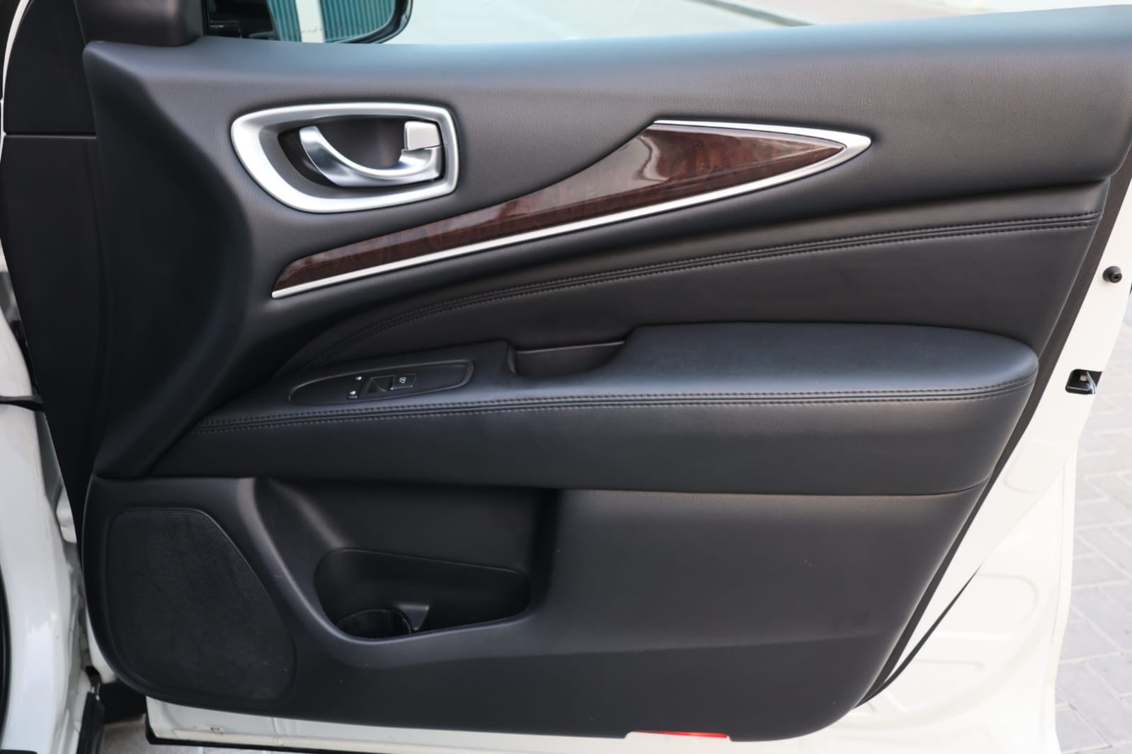 aba4dce8-d1b2-494d-a569-2f34fdd7f76b